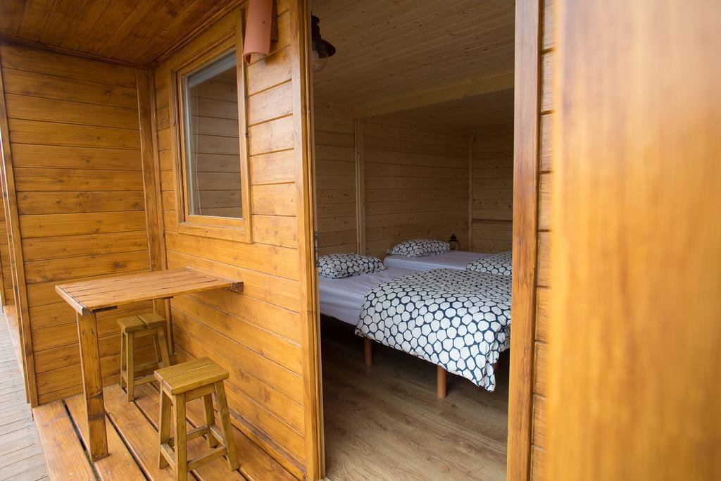 Good Feeling Hostel & Guest House Raposeira  エクステリア 写真