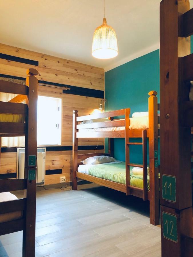 Good Feeling Hostel & Guest House Raposeira  エクステリア 写真