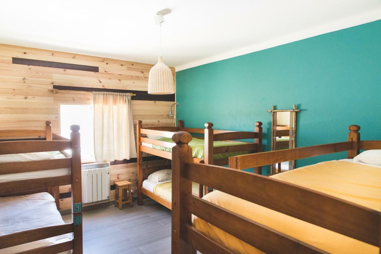 Good Feeling Hostel & Guest House Raposeira  エクステリア 写真